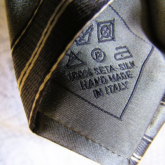 BRIONI Tie 3.2" x 60" Silver Diagonal Striped Silk Tie,made in Italy - Picture 3 of 5